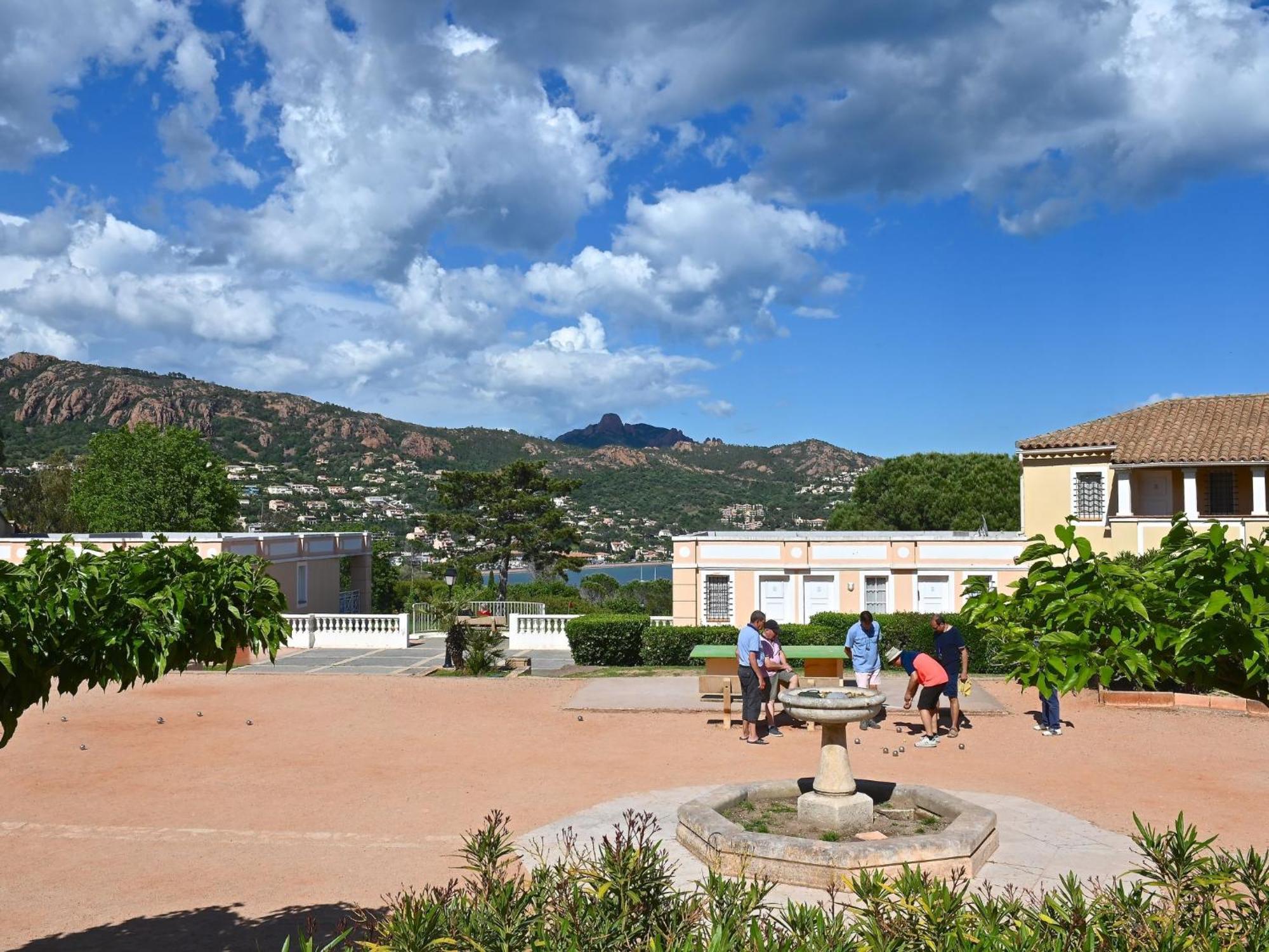 Apartment Village Cap Esterel - Le Village-68 By Interhome Saint-Raphael  Ngoại thất bức ảnh